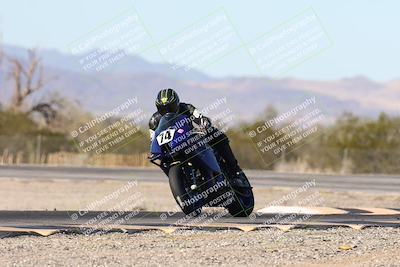 media/Dec-06-2025-CVMA (Sat) [[4a896cc04c]]/Race 4-Formula Middleweight/